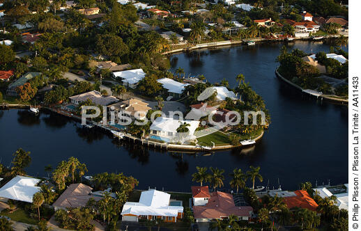 Maisons sur les côtes de Miami. - © Philip Plisson / Plisson La Trinité / AA11433 - Nos reportages photos - Thalassothérapie