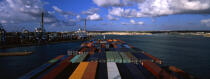Porte-conteneurs à Malte. © Philip Plisson / Plisson La Trinité / AA11458 - Nos reportages photos - Le CMA CGM Marco Polo