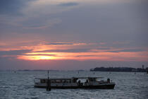 Sunset on Venice. © Philip Plisson / Plisson La Trinité / AA11505 - Photo Galleries - Star