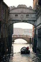 The Ponte dei sospiri, Venice. © Philip Plisson / Plisson La Trinité / AA11528 - Photo Galleries - Man