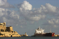 Malte. © Philip Plisson / Plisson La Trinité / AA11691 - Nos reportages photos - Feu de port