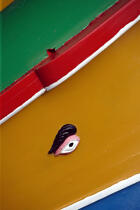 Peintures sur les coques de bateaux maltais. © Philip Plisson / Plisson La Trinité / AA11740 - Nos reportages photos - Etrave