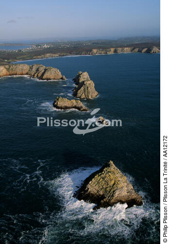 The Tas de Pois. - © Philip Plisson / Plisson La Trinité / AA12172 - Photo Galleries - Wild coast