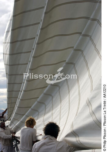 Les Voiles de Saint-Tropez 2005. - © Philip Plisson / Plisson La Trinité / AA12210 - Photo Galleries - J Class yacht