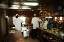 Les cuisiniers de l'Emeraude. © Philip Plisson / Plisson La Trinité / AA12357 - Nos reportages photos - Emeraude [L']