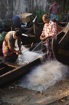 Pêcheursà Cochin. © Philip Plisson / Plisson La Trinité / AA12547 - Nos reportages photos - Etats [Inde]