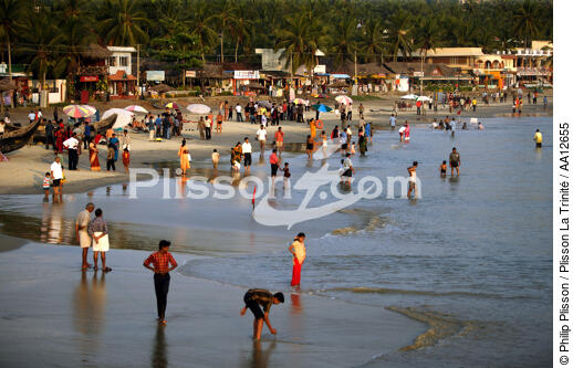 On the beach of Kovallam. - © Philip Plisson / Plisson La Trinité / AA12655 - Photo Galleries - Town [Kerala]