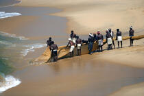 Sur la plage de Vilinjan. © Philip Plisson / Plisson La Trinité / AA12672 - Nos reportages photos - Kerala