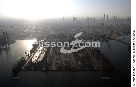 Chantier naval dans le port de Dubai. - © Philip Plisson / Plisson La Trinité / AA12756 - Nos reportages photos - Emirats Arabes Unis
