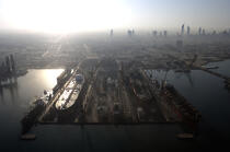 Chantier naval dans le port de Dubai. © Philip Plisson / Plisson La Trinité / AA12756 - Nos reportages photos - Emirats Arabes Unis