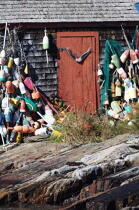 Bouées de casiers. © Philip Plisson / Plisson La Trinité / AA13004 - Nos reportages photos - Maine