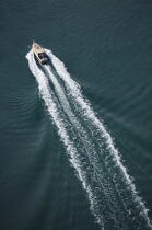 boat in Maine. © Philip Plisson / Plisson La Trinité / AA13200 - Photo Galleries - Speedboat