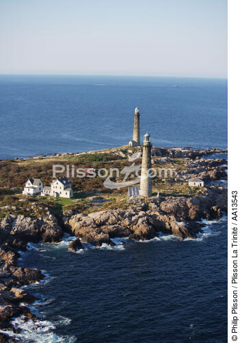 Cape Ann Twin Lighthouse in Massachusetts. - © Philip Plisson / Plisson La Trinité / AA13543 - Photo Galleries - American Lighthouses
