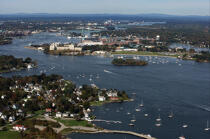 Portsmouth dans l'état du New Hampshire. © Philip Plisson / Plisson La Trinité / AA13877 - Nos reportages photos - Pont