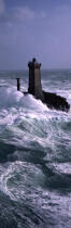 Coup de vent sur la Vieille. © Philip Plisson / Plisson La Trinité / AA13944 - Nos reportages photos - Panoramique vertical