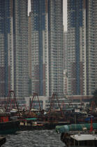 Dans le port d'Aberdeen à Hong Kong. © Philip Plisson / Plisson La Trinité / AA13994 - Nos reportages photos - Hong Kong, ville de contrastes