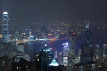 Hong Kong by night. © Philip Plisson / Plisson La Trinité / AA14010 - Nos reportages photos - Hong Kong, ville de contrastes