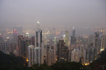 Hong Kong by night. © Philip Plisson / Plisson La Trinité / AA14020 - Photo Galleries - Building
