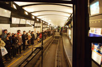 Tramway à Hong Kong; © Philip Plisson / Plisson La Trinité / AA14023 - Nos reportages photos - Transport ferrovière