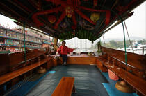 Sampan in Hong Kong. © Philip Plisson / Plisson La Trinité / AA14034 - Photo Galleries - Man