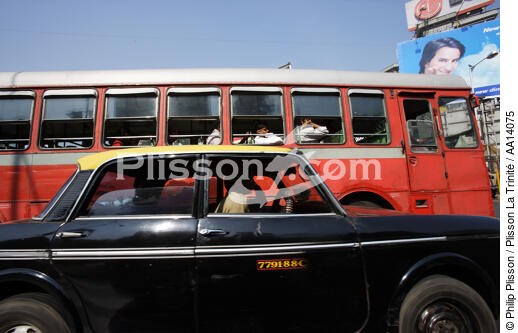 Circulation à Bombay. - © Philip Plisson / Plisson La Trinité / AA14075 - Nos reportages photos - Maharashtra