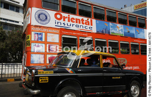 Traffic in Bombay. - © Philip Plisson / Plisson La Trinité / AA14076 - Photo Galleries - Taxi