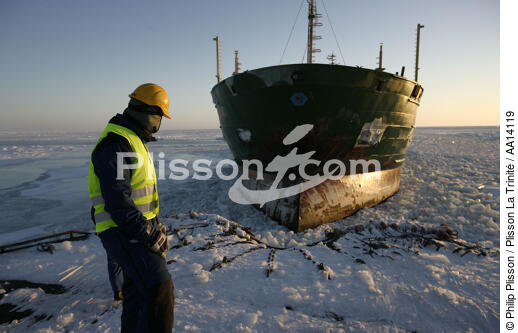 On board of an icebreaker in the Baltic sea. - © Philip Plisson / Plisson La Trinité / AA14119 - Photo Galleries - Baltic sea