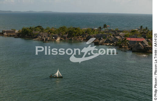 The archipelago of San Blas in Panama. - © Philip Plisson / Plisson La Trinité / AA14125 - Photo Galleries - Island [Panama]