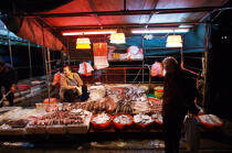 Vente de poissons à Hong Kong. © Philip Plisson / Plisson La Trinité / AA14164 - Nos reportages photos - Hong Kong