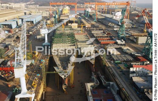 La ville portuaire de Ulsan en Corée de Sud. - © Philip Plisson / Plisson La Trinité / AA14172 - Nos reportages photos - Construction navale