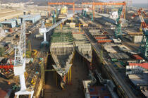 La ville portuaire de Ulsan en Corée de Sud. © Philip Plisson / Plisson La Trinité / AA14172 - Nos reportages photos - Construction navale