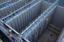 Construction d'un porte conteneur à Ulsan. © Philip Plisson / Plisson La Trinité / AA14268 - Nos reportages photos - Porte-conteneurs