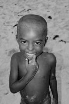 Enfant à Anakao - Madagascar. © Philip Plisson / Plisson La Trinité / AA14360 - Nos reportages photos - Canal de Mozambique