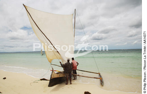 Anakao - Madagascar. - © Philip Plisson / Plisson La Trinité / AA14371 - Nos reportages photos - Homme