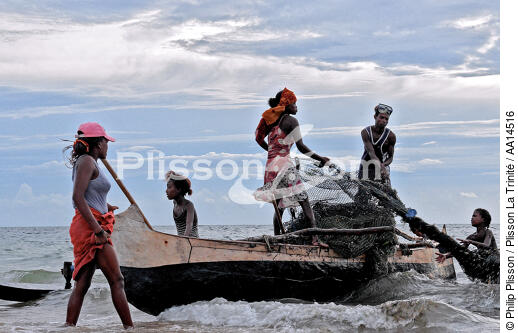 Ifaty - Madagascar. - © Philip Plisson / Plisson La Trinité / AA14516 - Nos reportages photos - Pêcheur du monde