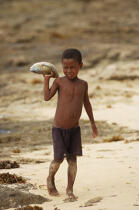Ifaty - Madagascar. © Philip Plisson / Plisson La Trinité / AA14640 - Nos reportages photos - Peuple Vezo