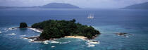 Le Ponant aux Seychelles. © Philip Plisson / Plisson La Trinité / AA15022 - Nos reportages photos - Ponant [le]