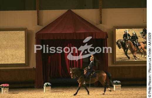 Republican guard. Cadre noir de Saumur. - © Philip Plisson / Plisson La Trinité / AA15329 - Photo Galleries - Horse