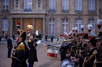 Republican guard. Palais de l'Elysée © Philip Plisson / Plisson La Trinité / AA15334 - Photo Galleries - Républican Guard