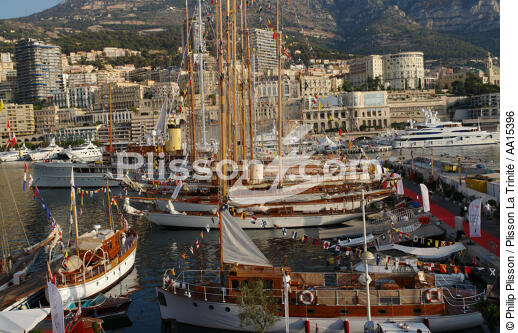 Monaco Harbor - © Philip Plisson / Plisson La Trinité / AA15396 - Photo Galleries - Monaco Classic Week 2011