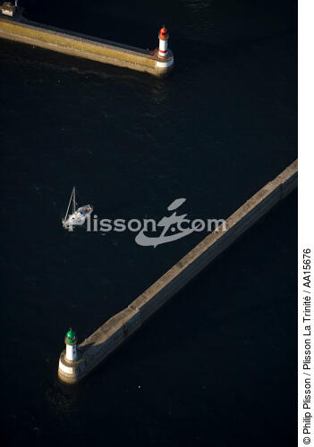 Port Tudy on Groix island - © Philip Plisson / Plisson La Trinité / AA15676 - Photo Galleries - Port-Tudy