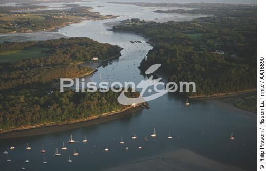 La rivière d'Auray dans le Golfe du Morbihan. - © Philip Plisson / Plisson La Trinité / AA16890 - Nos reportages photos - Auray [Rivière d']