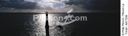 Eddystone. - © Philip Plisson / Plisson La Trinité / AA17236 - Nos reportages photos - Hélicoptère