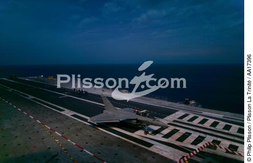 A bord du porte -avion Charles de Gaulle - © Philip Plisson / Plisson La Trinité / AA17396 - Nos reportages photos - Porte-avions