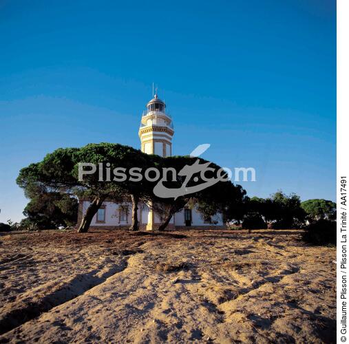 The lighthouse of El Picacho - © Guillaume Plisson / Plisson La Trinité / AA17491 - Photo Galleries - Lighthouse [Andalusia]