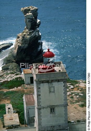 Lighthouse of Carvoeiro, Estremadure, Portugal - © Philip Plisson / Plisson La Trinité / AA17580 - Photo Galleries - Lighthouse [Por]