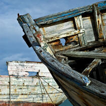 Epave de thonier à Plouhinec. © Philip Plisson / Plisson La Trinité / AA17696 - Nos reportages photos - Déco Marine