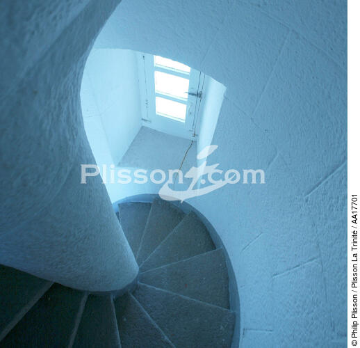 The stairs of the lighthouse Teignouse. - © Philip Plisson / Plisson La Trinité / AA17701 - Photo Galleries - Sea decoration