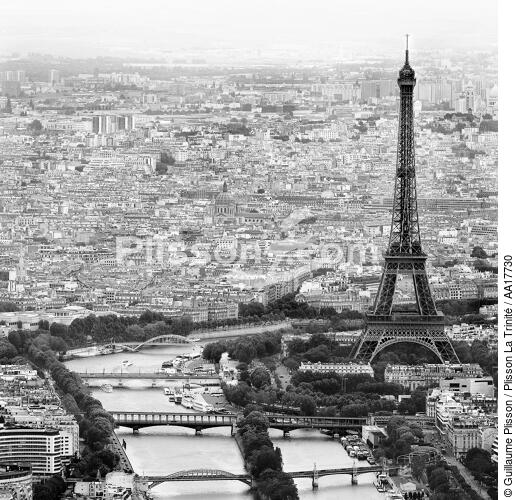 The Eiffel Tour, Paris - © Guillaume Plisson / Plisson La Trinité / AA17730 - Photo Galleries - Paris