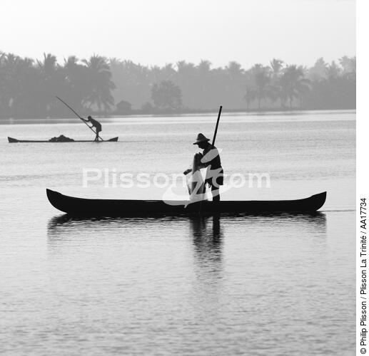 Fishing in Cochin in India. - © Philip Plisson / Plisson La Trinité / AA17734 - Photo Galleries - Town [Kerala]